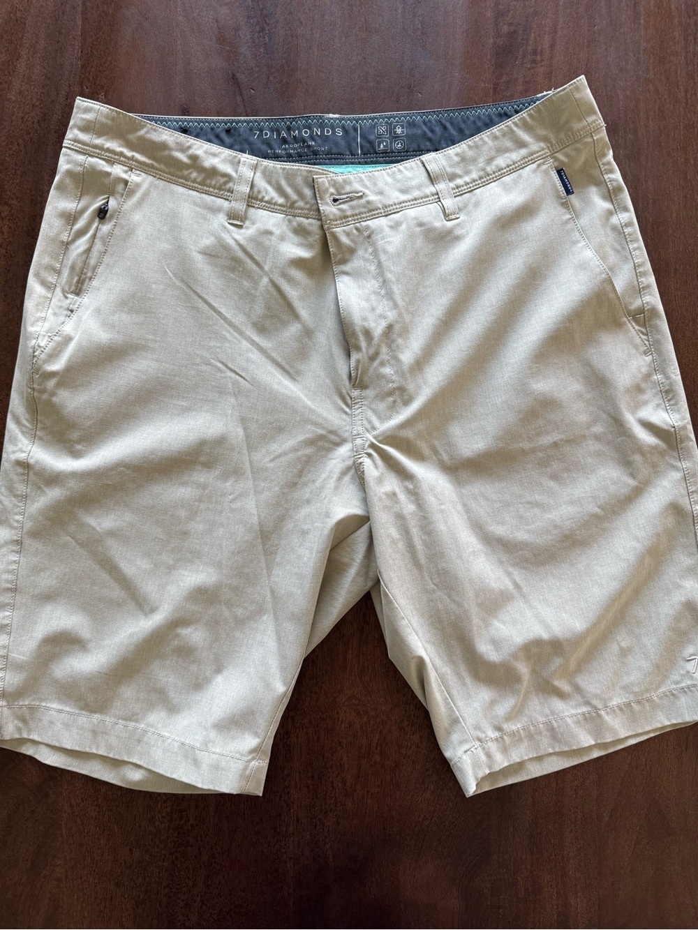 7 Diamonds Men's Light Khaki Flat Front Shorts
